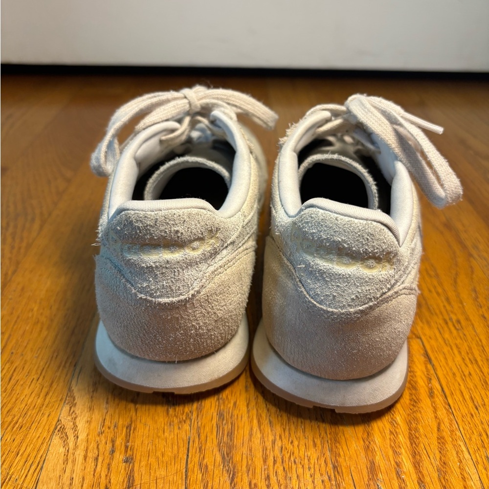 Reeboks - Picture 9 of 12